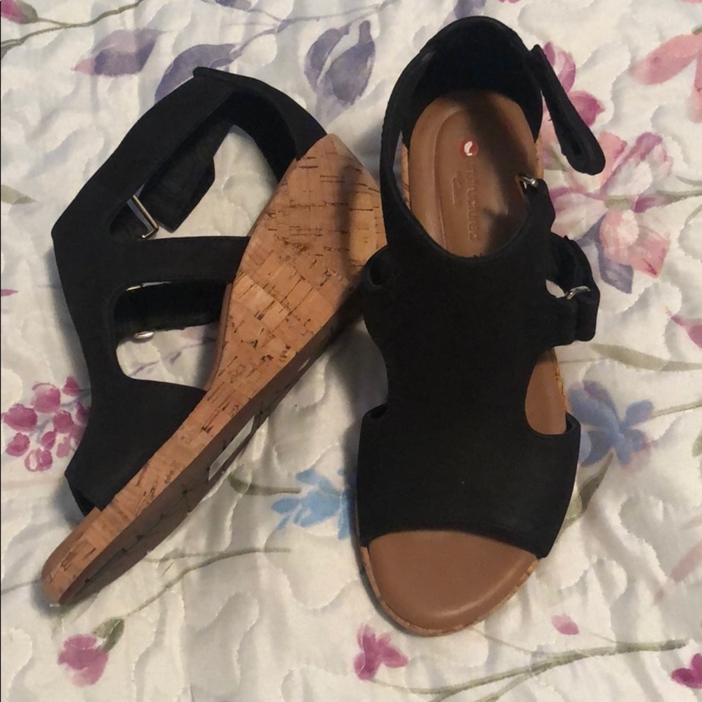 Clark’s wedges. Brand new
